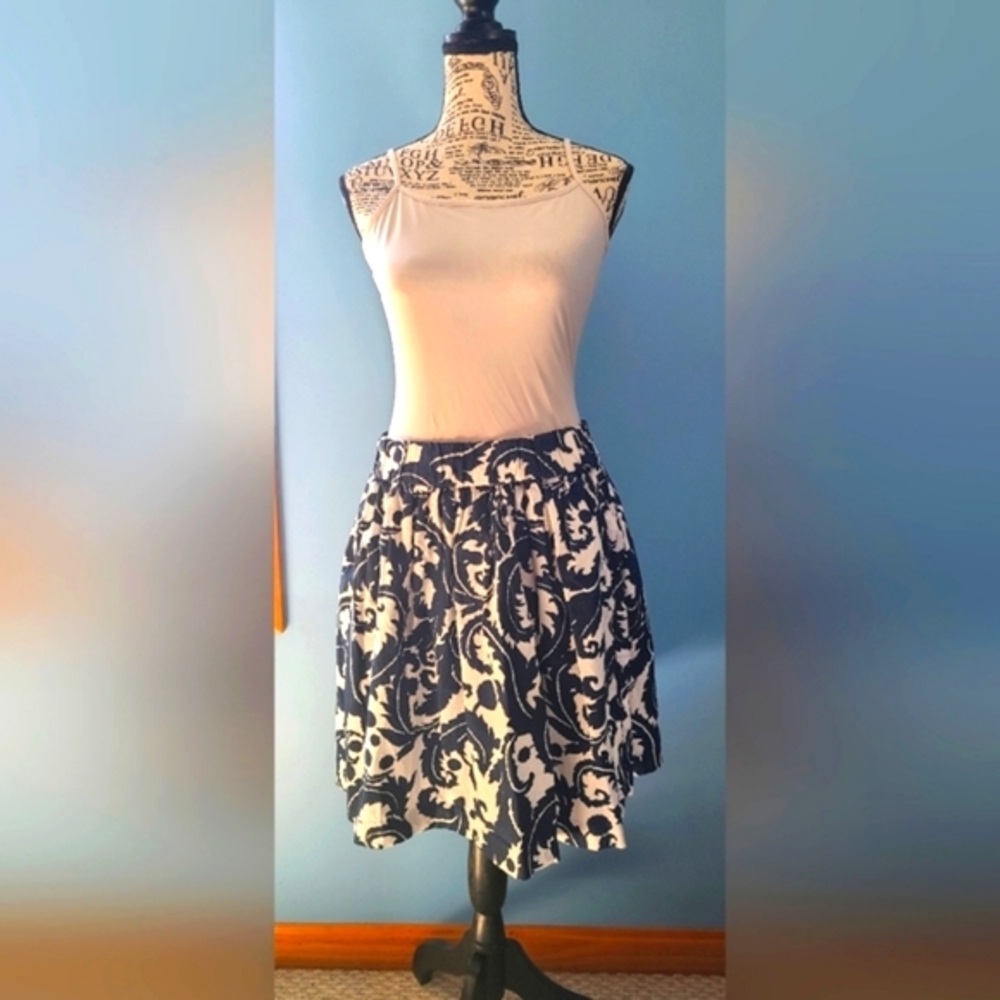 NWOT! Banana Republic Cotton Skirt Size M